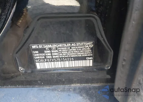 2007 Mercedes-Benz E 350 4Matic z USA, uszkodzony, nr VIN WDBUF87X57B156226